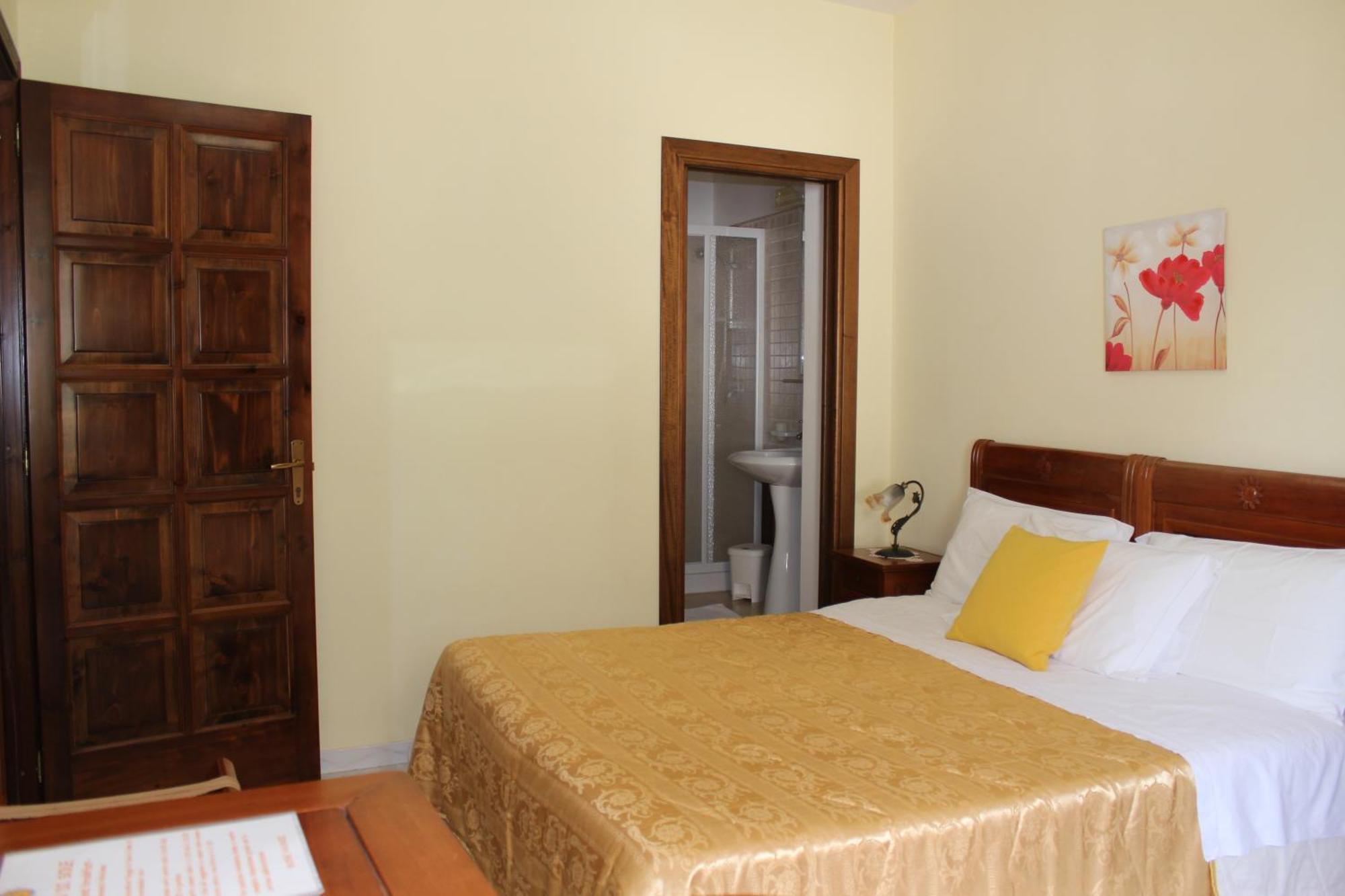 ماكاري Raggio Di Sole Bed & Breakfast المظهر الخارجي الصورة