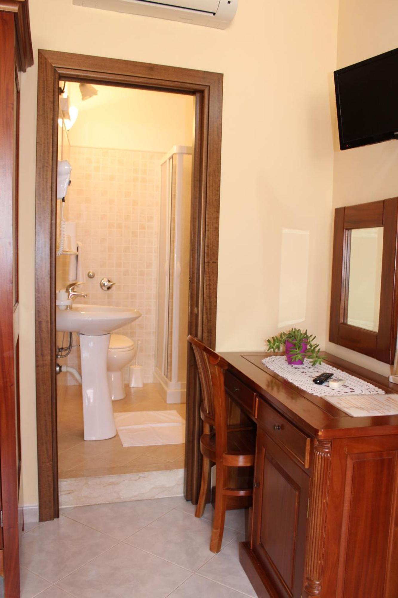 ماكاري Raggio Di Sole Bed & Breakfast المظهر الخارجي الصورة