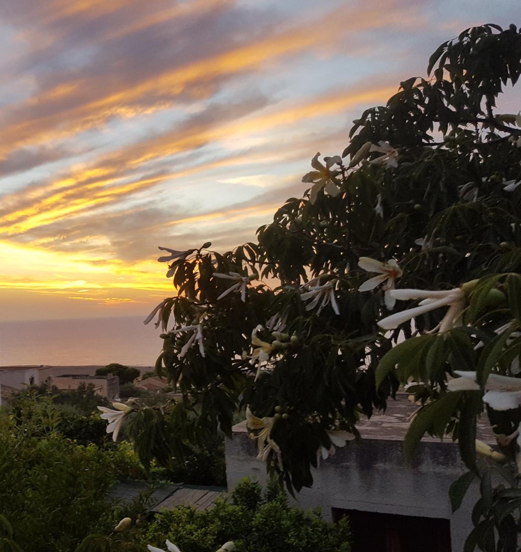 ماكاري Raggio Di Sole Bed & Breakfast المظهر الخارجي الصورة